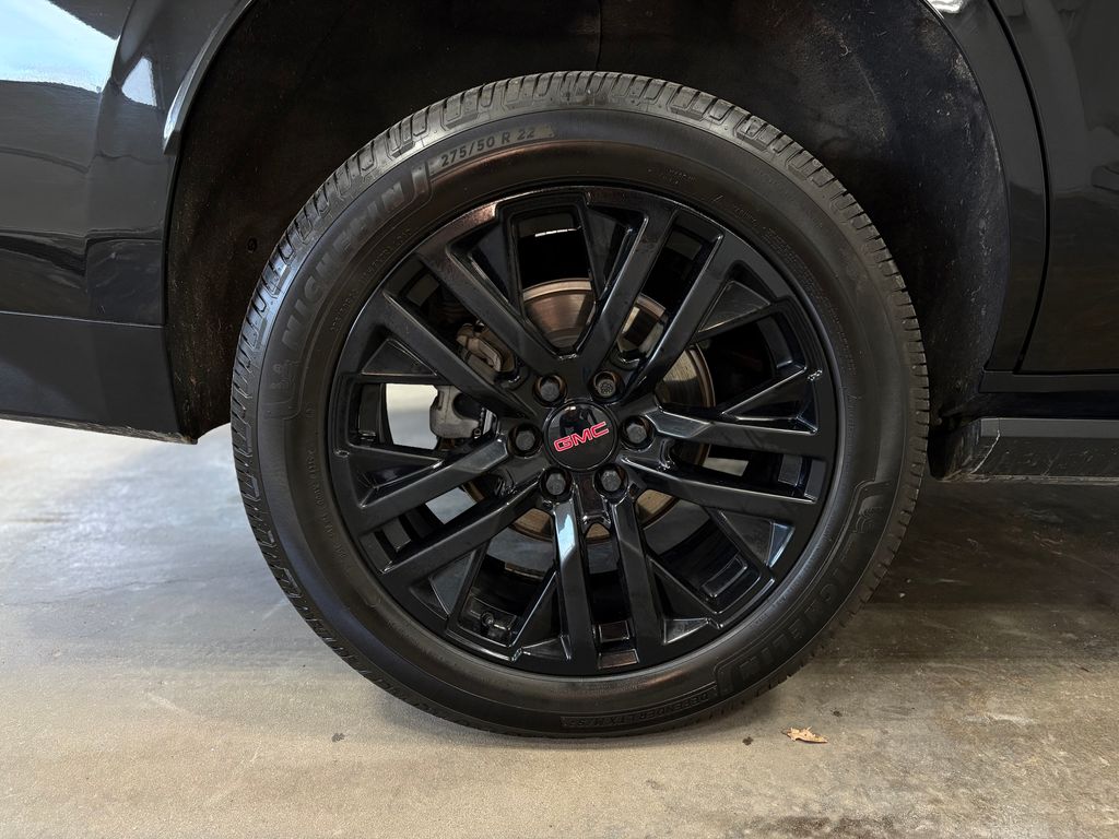 2023 GMC YUKON - Image 40