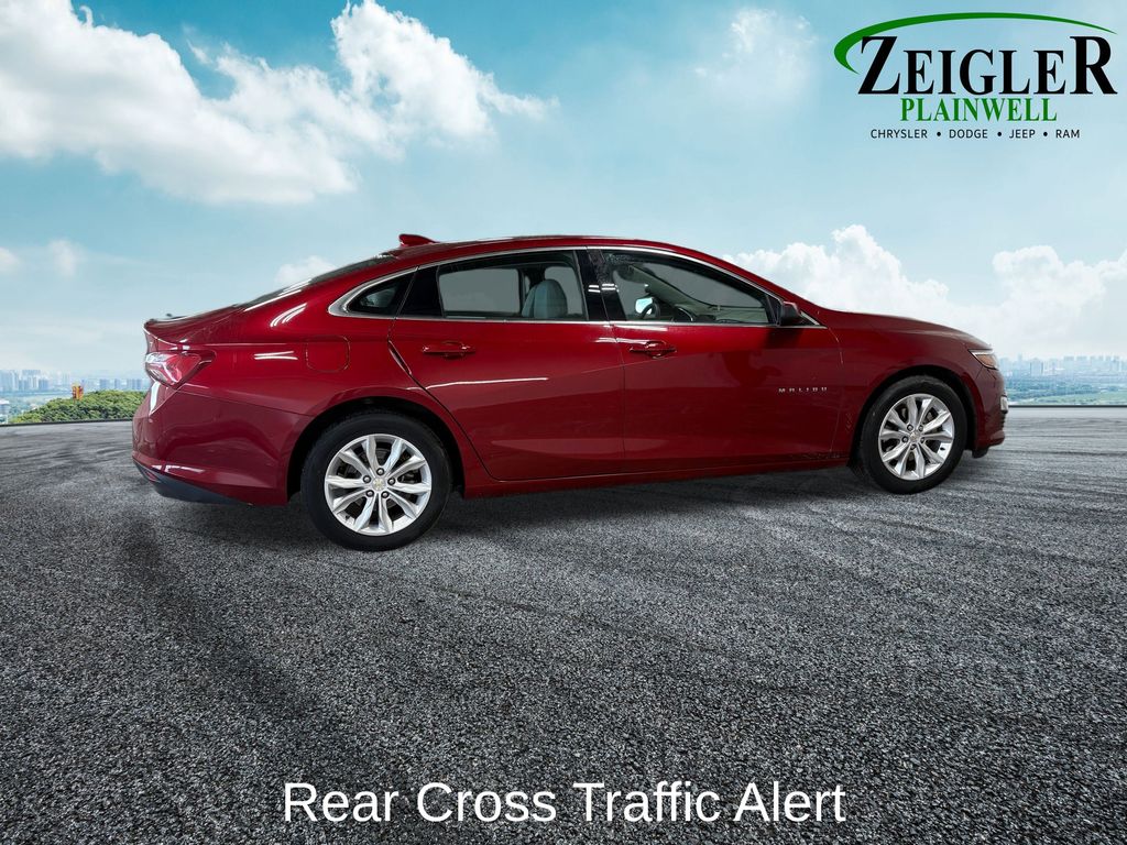 2019 CHEVROLET MALIBU - Image 9