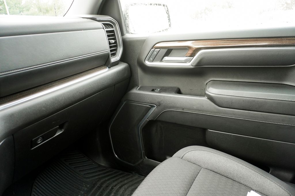 2025 CHEVROLET SILVERADO - Image 27