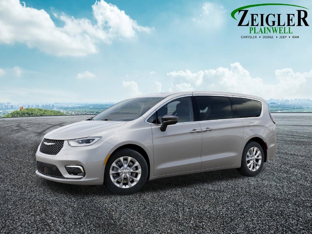 Used 2026 Chrysler Pacifica Select Van Passenger Van
