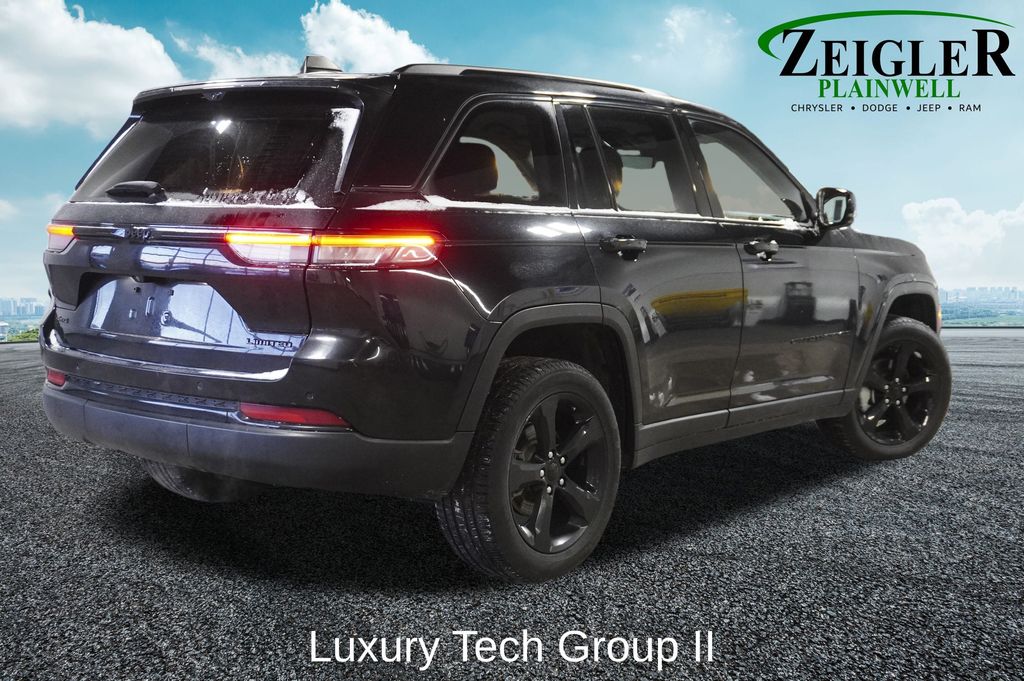2023 JEEP GRAND CHEROKEE - Image 3