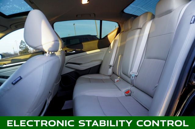 2022 NISSAN ALTIMA - Image 8