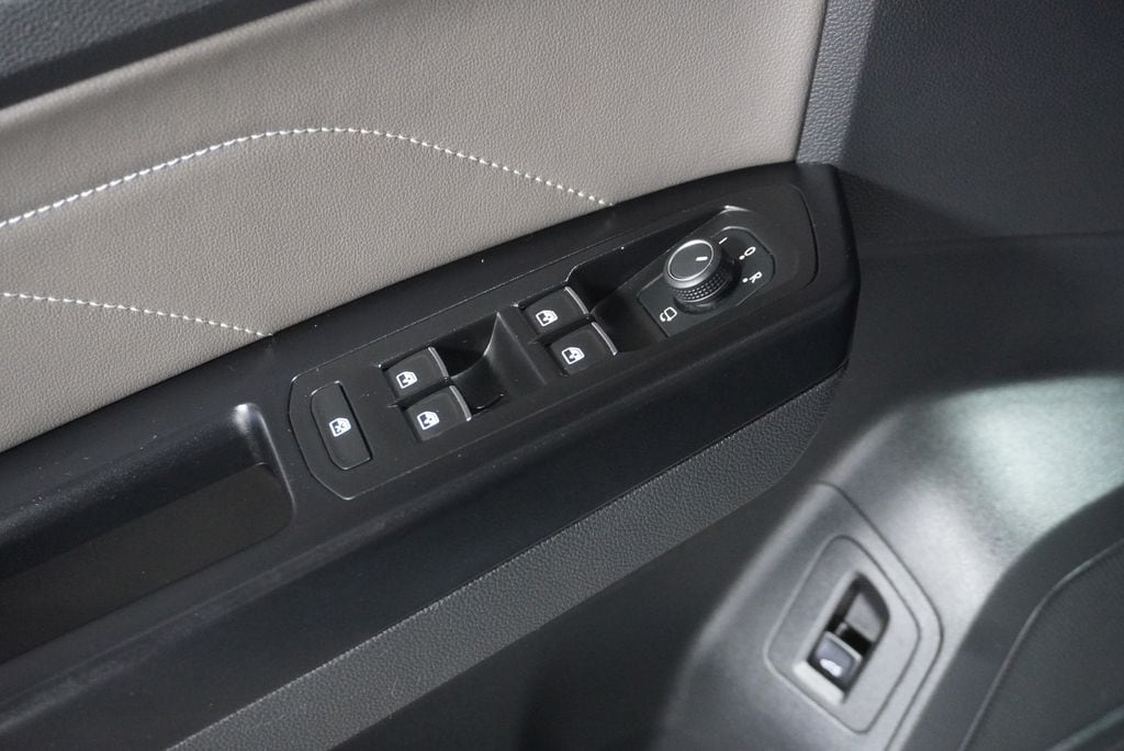 2021 VOLKSWAGEN ATLAS - Image 32