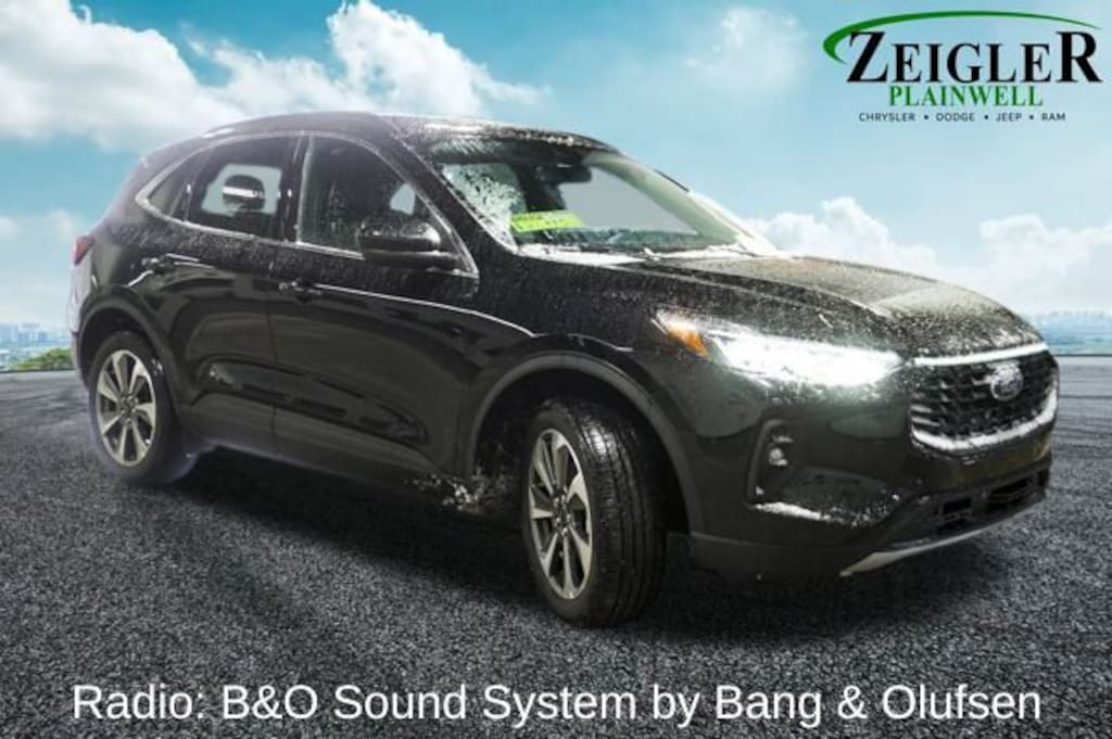 Used 2025 Ford Escape Platinum SUV