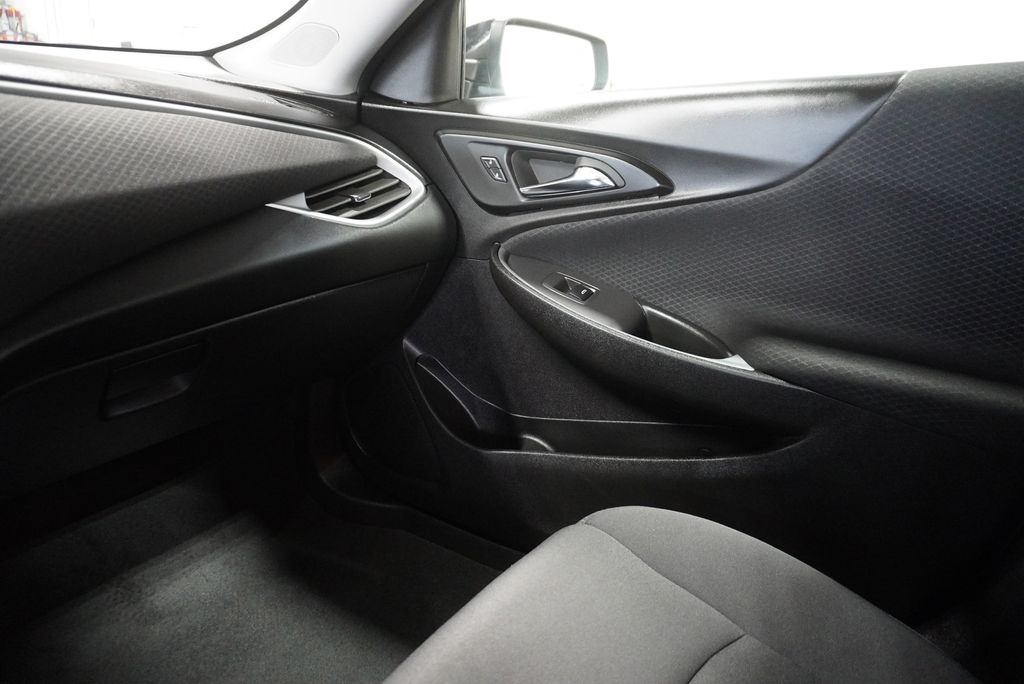 2024 CHEVROLET MALIBU - Image 27