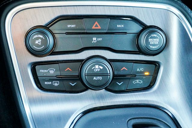 2016 DODGE CHALLENGER - Image 18