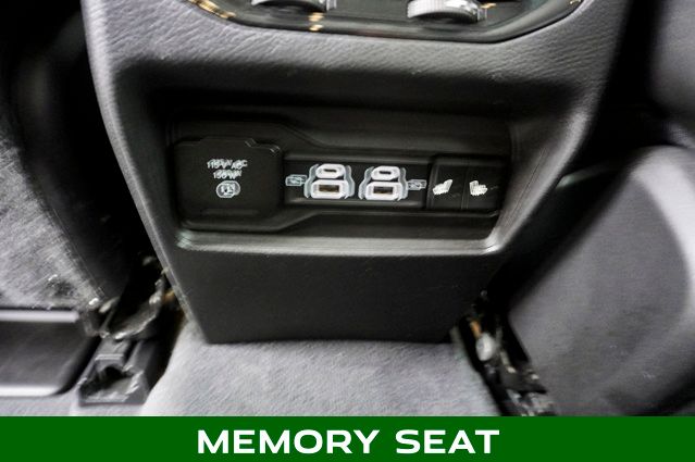 2023 JEEP GRAND CHEROKEE - Image 10