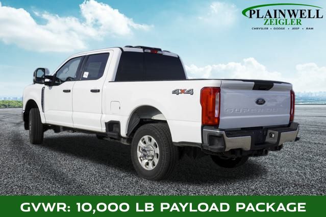 2023 Ford F-250 XLT photo 2
