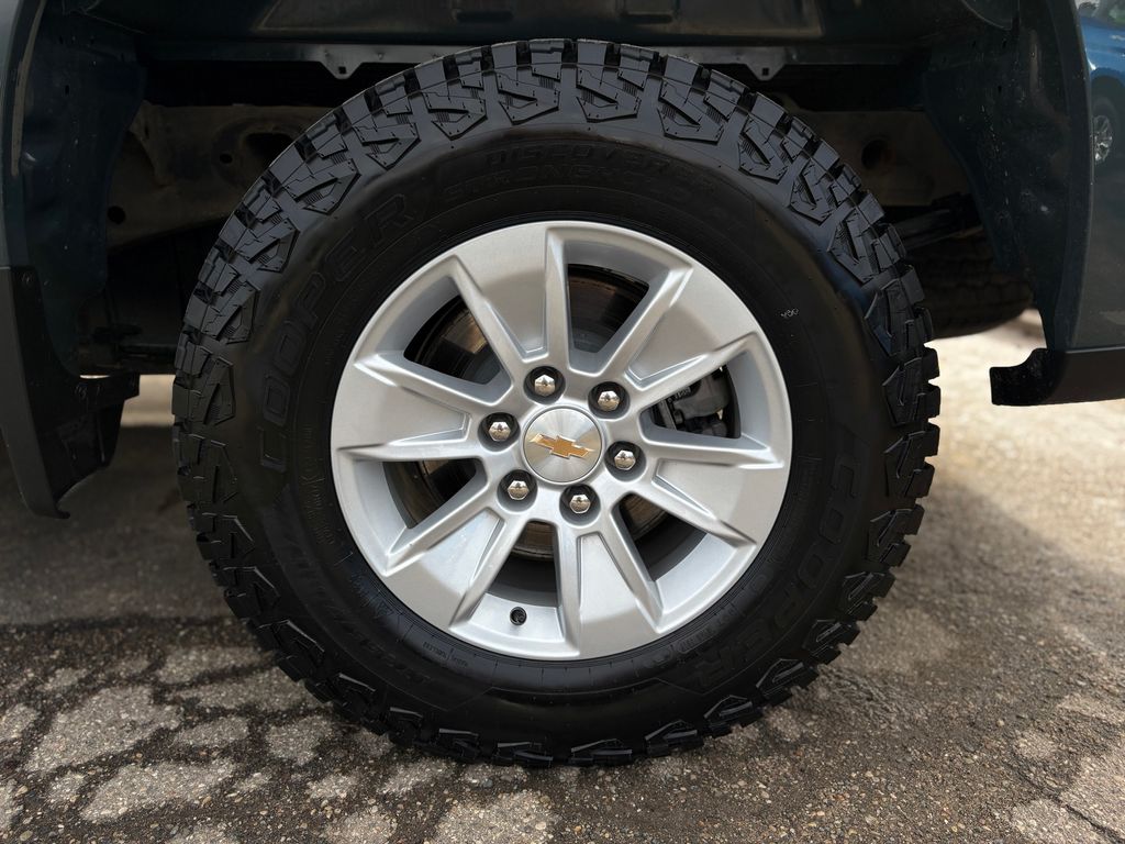 2025 CHEVROLET SILVERADO - Image 30