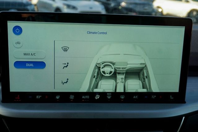 2025 FORD ESCAPE - Image 18