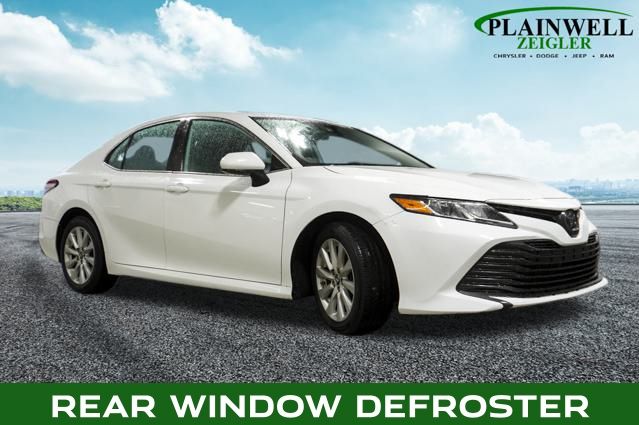 2019 Toyota Camry L photo 4