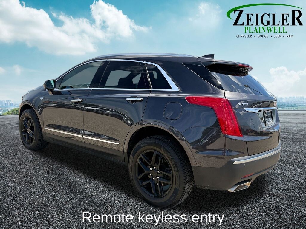 Used 2018 CADILLAC XT5 Base SUV