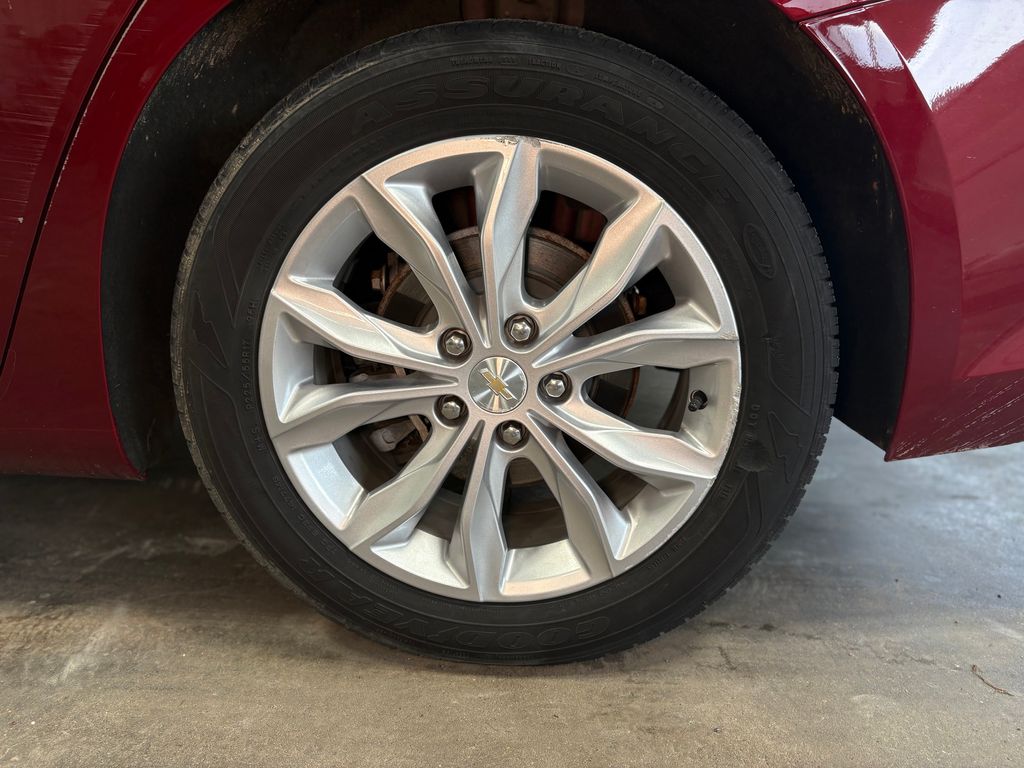 2019 CHEVROLET MALIBU - Image 30