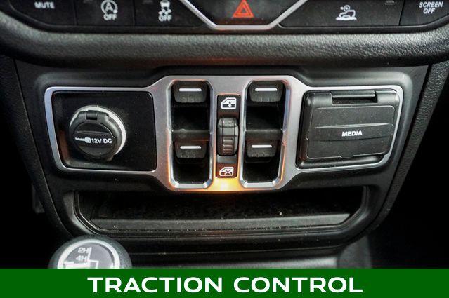 2025 JEEP GLADIATOR - Image 15