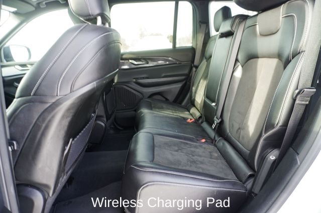 2023 JEEP GRAND CHEROKEE - Image 8