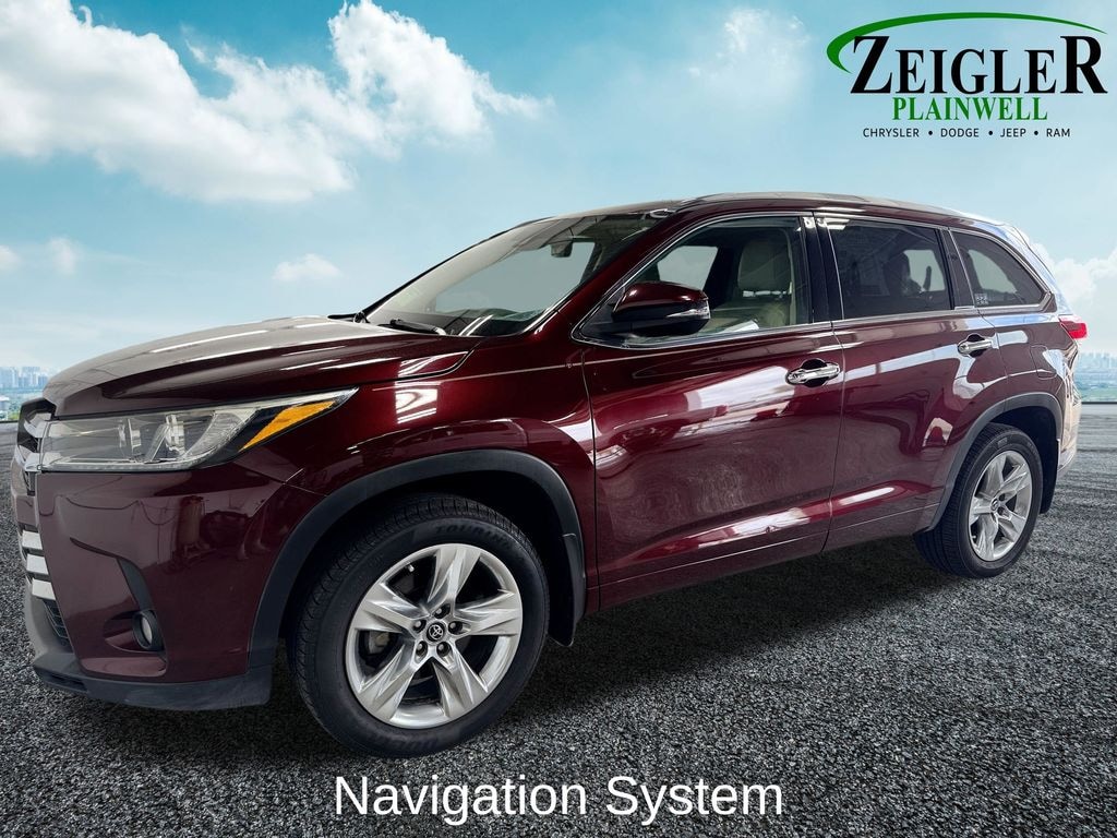 Used 2018 Toyota Highlander Limited V6 SUV