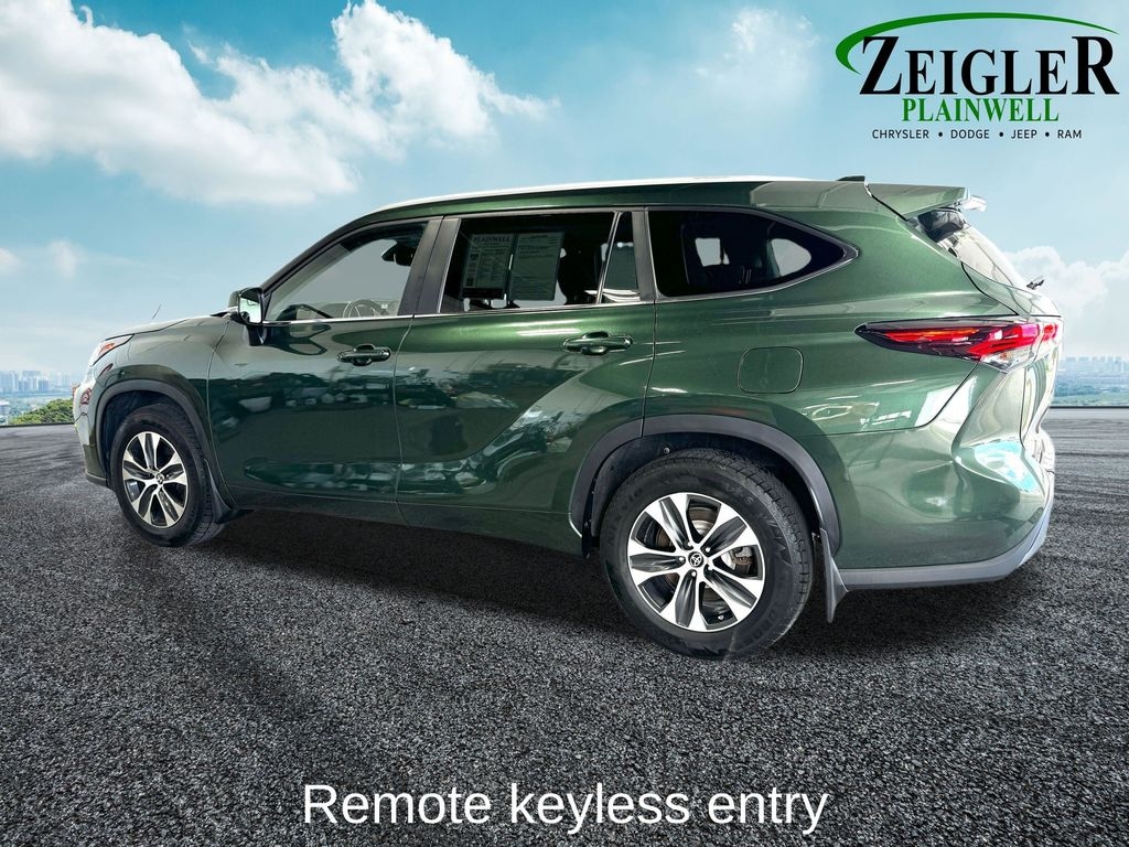Used 2024 Toyota Highlander SUV