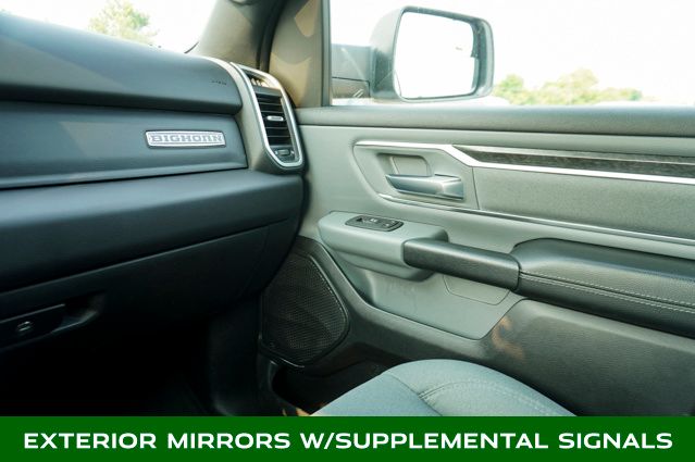 2022 RAM 1500 - Image 25