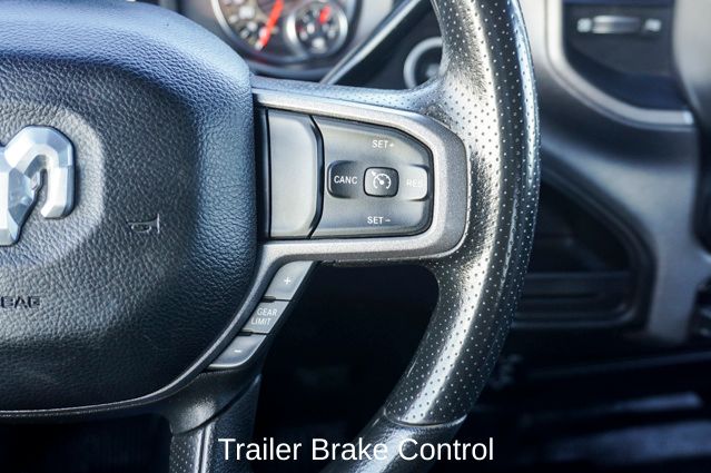 2024 RAM 3500 - Image 17