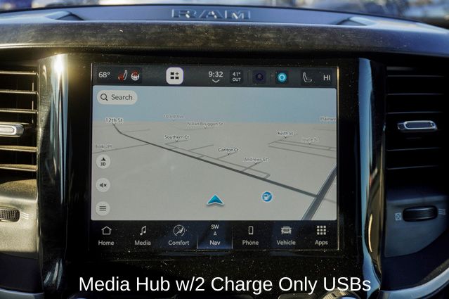 2022 RAM 1500 - Image 14