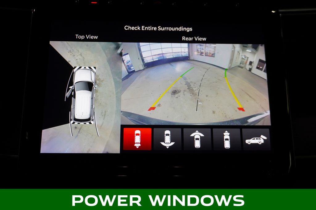 2023 JEEP GRAND CHEROKEE - Image 17