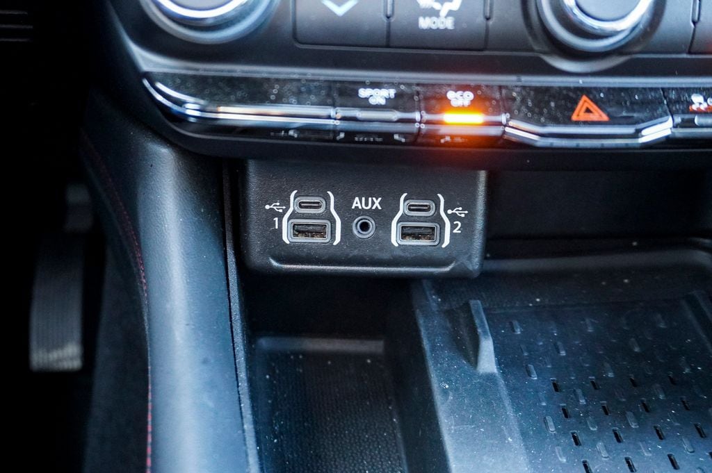 2025 DODGE DURANGO - Image 23