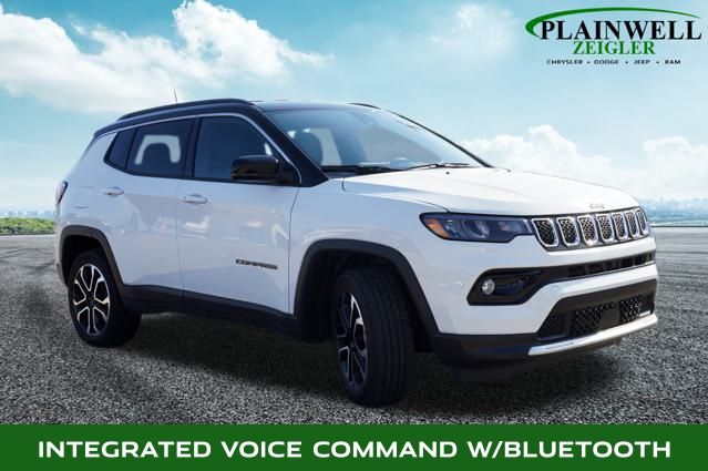 2023 Jeep Compass Limited photo 3