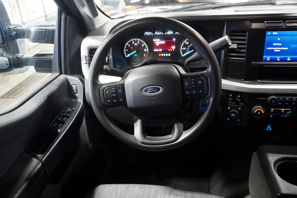 2024 FORD F-250 - Image 10