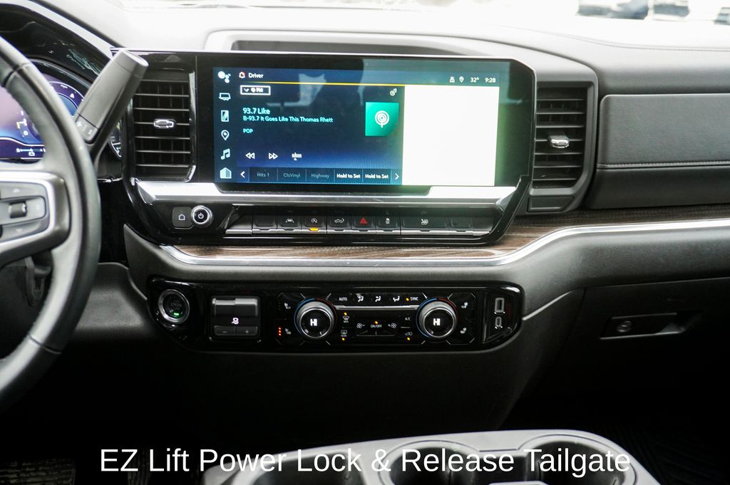 2025 CHEVROLET SILVERADO - Image 11