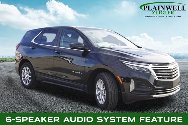 2024 Chevrolet Equinox LT photo 3