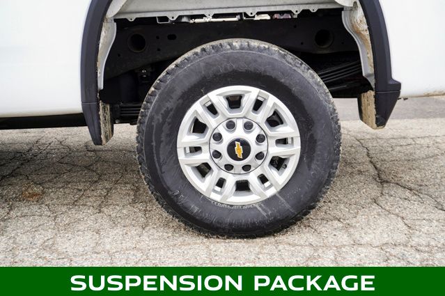 2025 CHEVROLET SILVERADO HD - Image 6