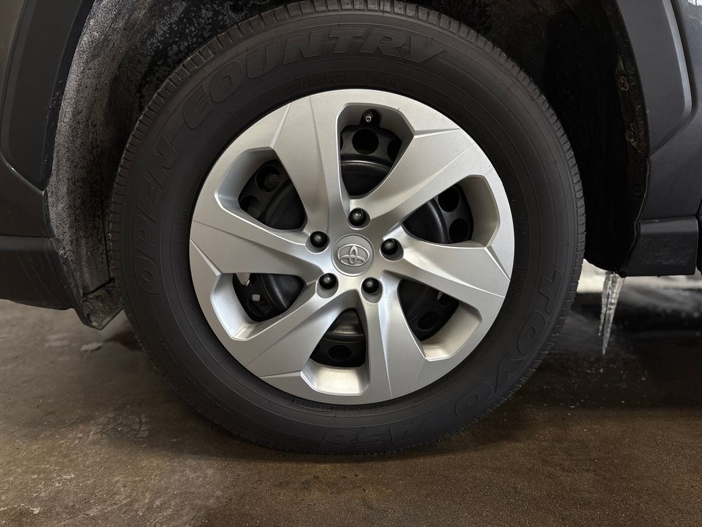 2023 TOYOTA RAV4 - Image 33