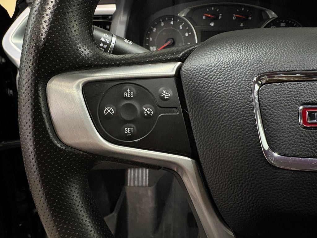 2023 GMC ACADIA - Image 24