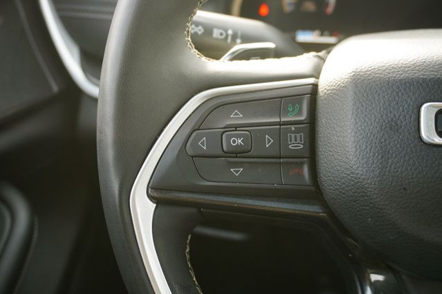 2023 JEEP GRAND CHEROKEE - Image 20