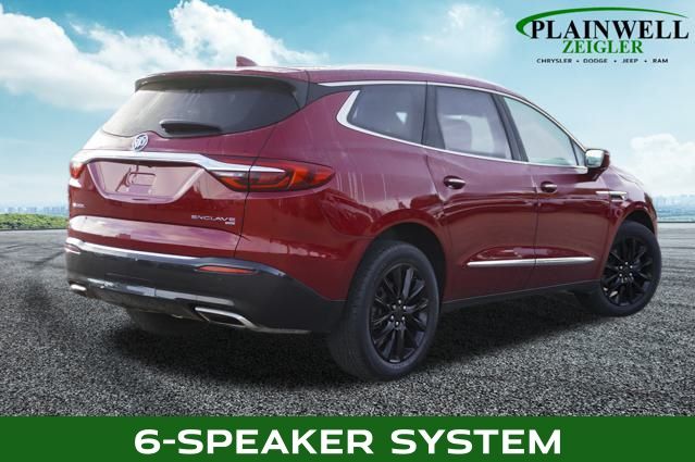 2018 Buick Enclave Essence photo 3