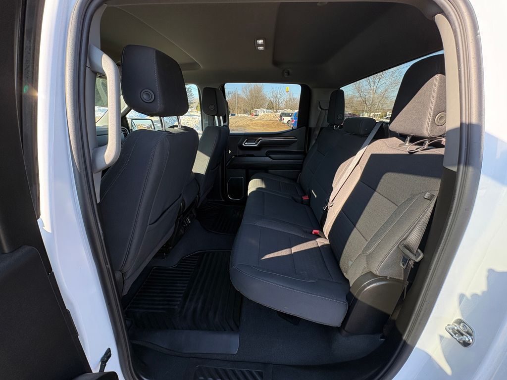 2025 CHEVROLET SILVERADO - Image 53