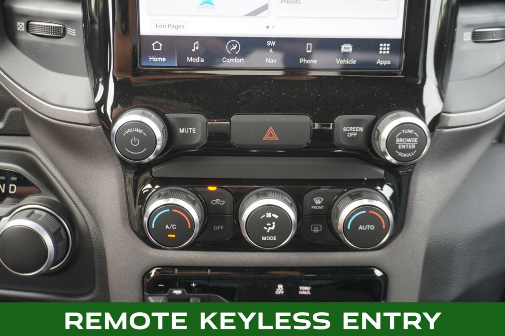 2023 RAM 3500 - Image 15