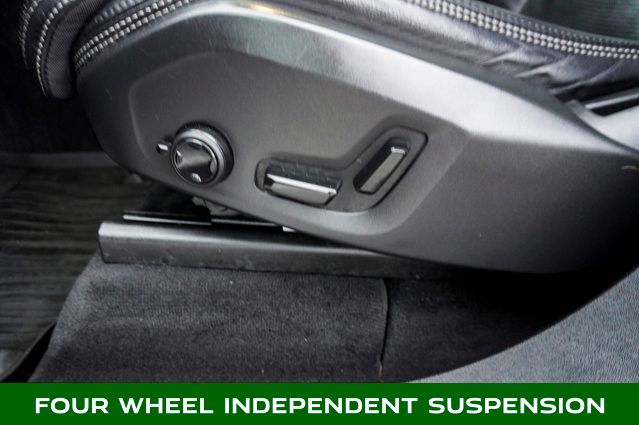 2022 VOLVO XC90 - Image 18