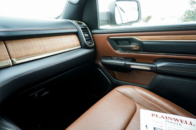 2022 RAM 1500 - Image 27