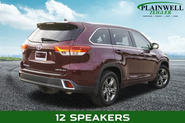 2017 Toyota Highlander Limited photo 3