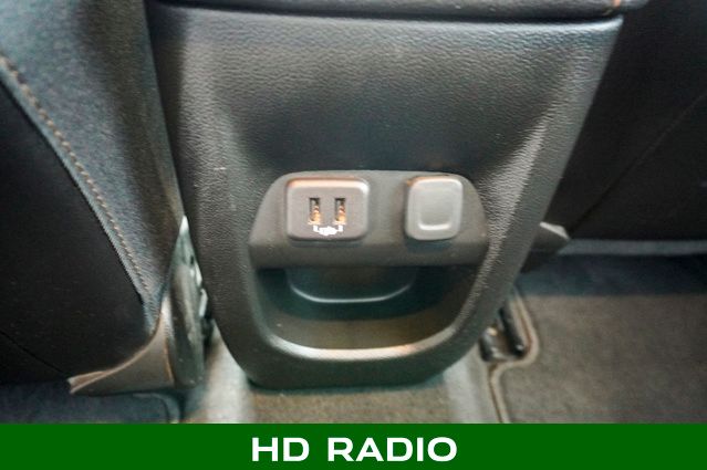 2022 GMC CANYON - Image 8