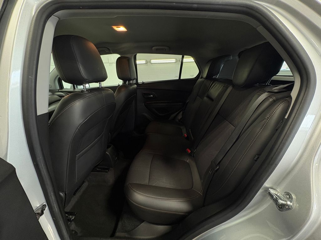 2020 CHEVROLET TRAX - Image 31