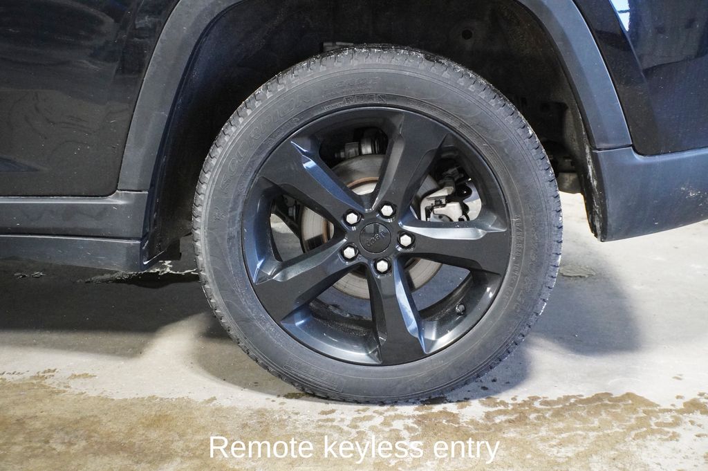 2023 JEEP GRAND CHEROKEE - Image 8