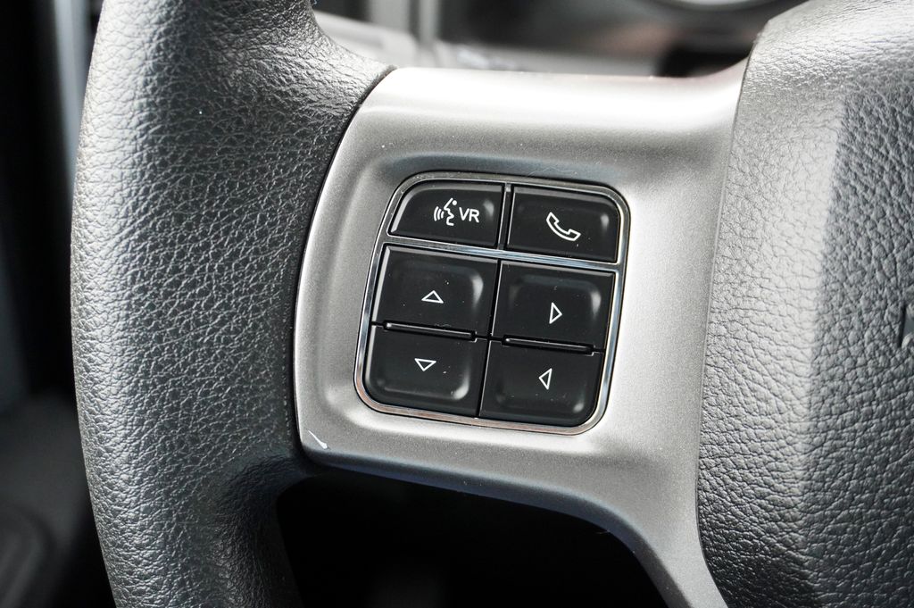 2023 RAM 1500 - Image 17