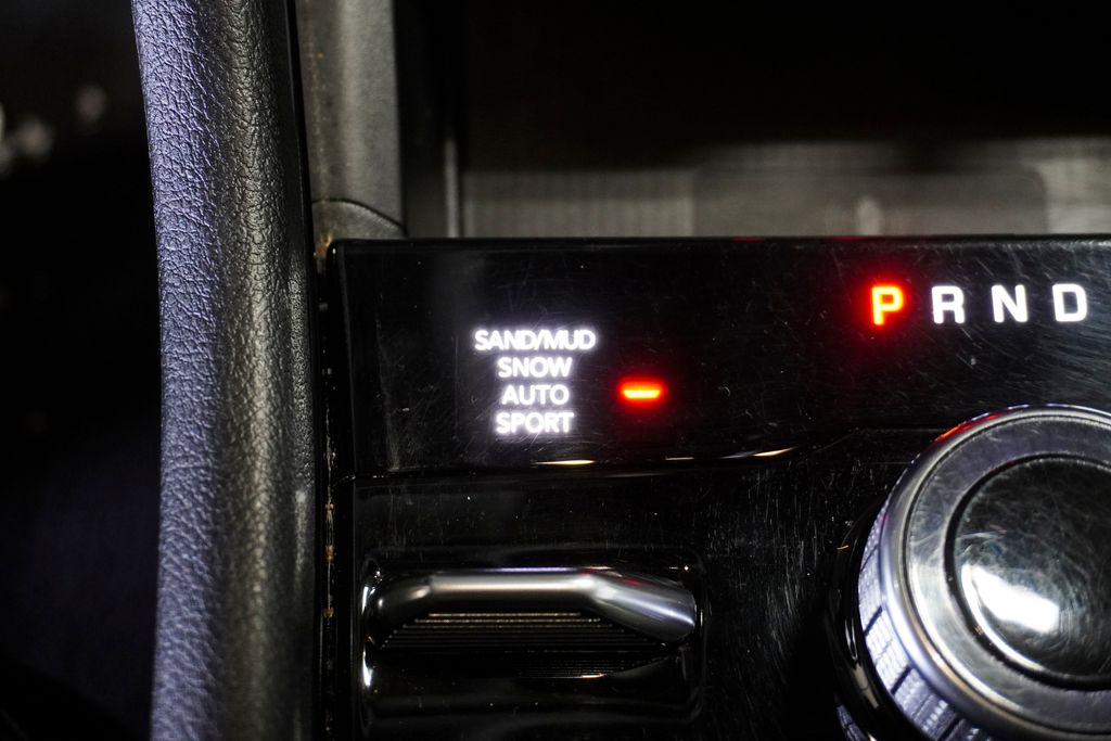 2023 JEEP GRAND CHEROKEE - Image 23