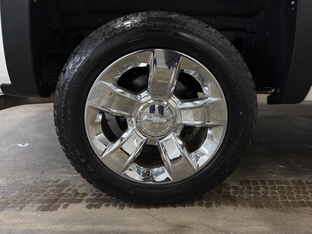 2014 CHEVROLET SILVERADO - Image 39