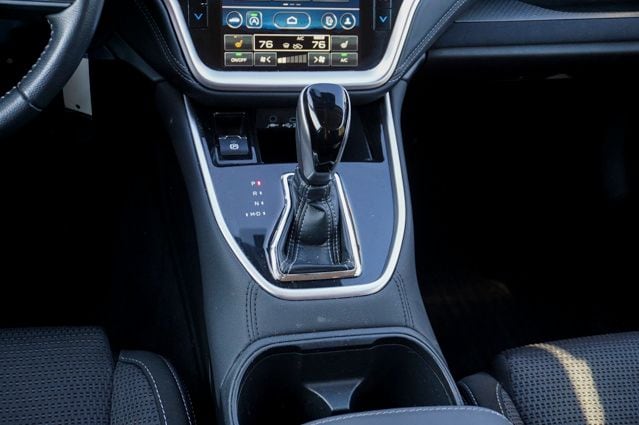 2023 SUBARU OUTBACK - Image 11