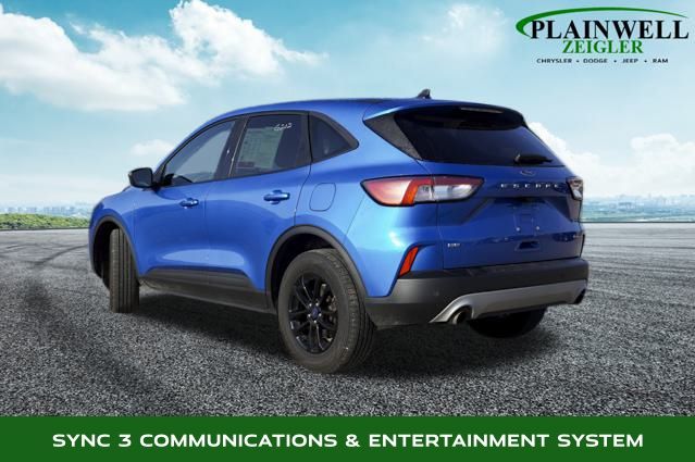 2020 Ford Escape SE Sport Hybrid photo 2