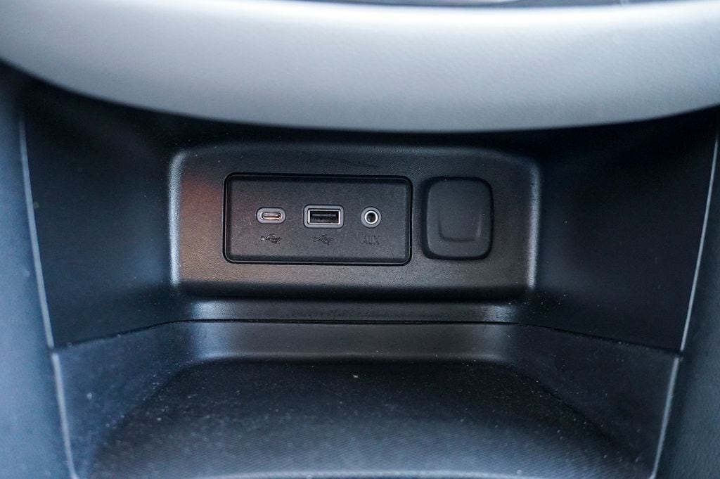 2023 CHEVROLET EQUINOX - Image 17