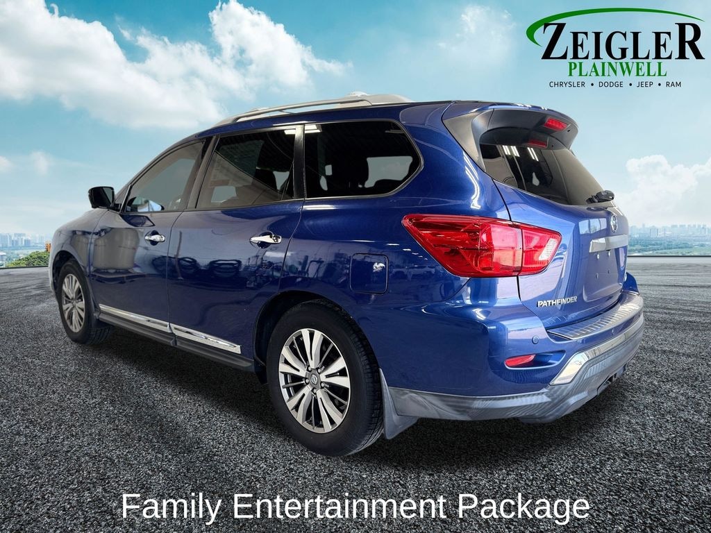 Used 2017 Nissan Pathfinder Platinum SUV